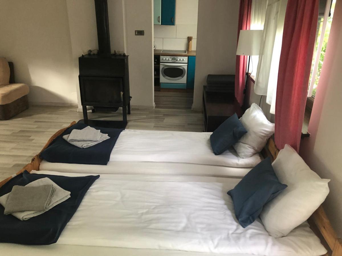 Dom Nad Krutynia Apartment Ukta ภายนอก รูปภาพ